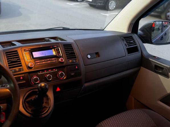 Volkswagen Caravelle T5 Рестайлинг с пробегом 2012 года, цена 1 979 000 рублей, 145057 км, минивэн, Автокод Объявления
