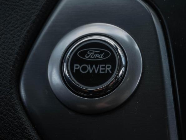 Ford Mondeo IV Рестайлинг с пробегом 2012 года, цена 721 000 рублей, 277968 км, седан, Автокод Объявления