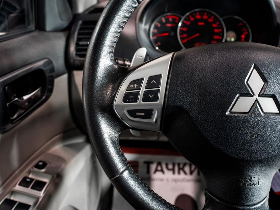 Mitsubishi Pajero Sport II Рестайлинг Чита  - изображение 9