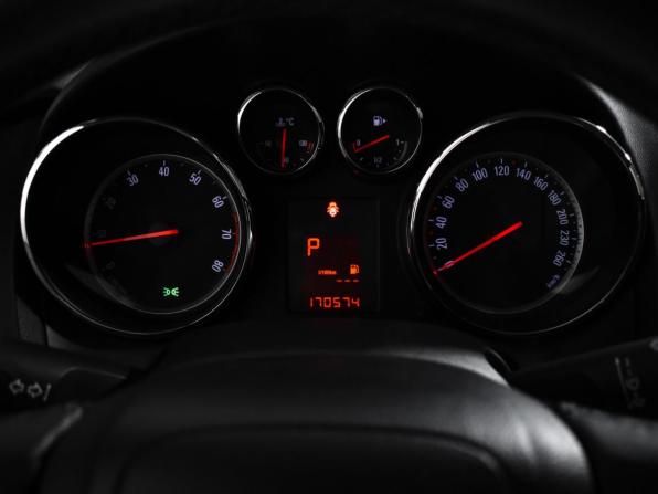 Opel Astra J Рестайлинг с пробегом 2012 года, цена 689 000 рублей, 170571 км, хэтчбек, Автокод Объявления