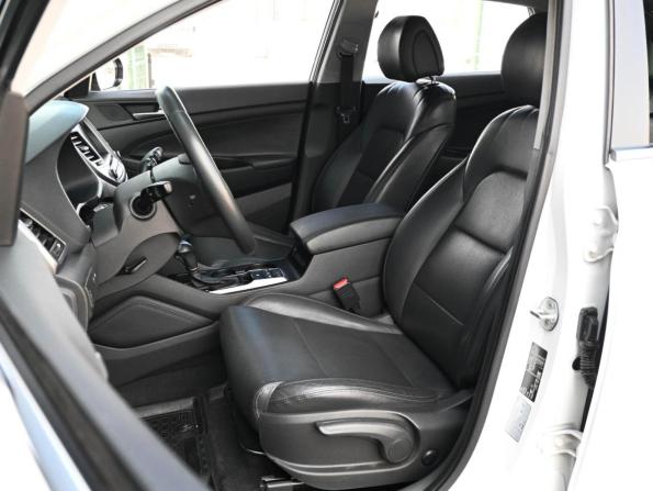 Hyundai Tucson III с пробегом 2018 года, цена 2 249 000 рублей, 188354 км, внедорожник, Автокод Объявления