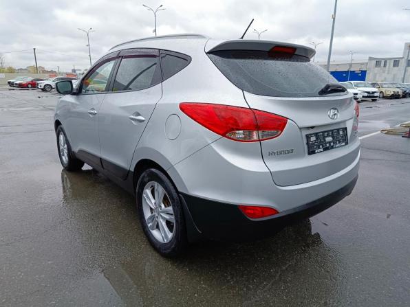 Hyundai ix35 I с пробегом 2012 года, цена 1 239 000 рублей, 136651 км, внедорожник, Автокод Объявления