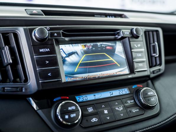 Toyota RAV4 IV (XA40) Рестайлинг с пробегом 2016 года, цена 2 235 000 рублей, 126670 км, внедорожник, Автокод Объявления