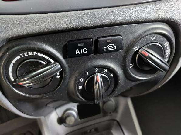 Kia Rio II Рестайлинг с пробегом 2010 года, цена 550 000 рублей, 244457 км, хэтчбек, Автокод Объявления