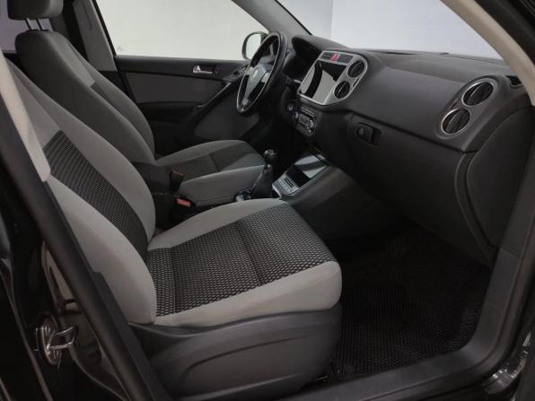 Volkswagen Tiguan I с пробегом 2010 года, цена 930 000 рублей, 219200 км, внедорожник, Автокод Объявления