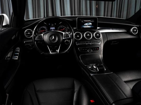 Mercedes-Benz C-Класс IV (W205) с пробегом 2016 года, цена 2 619 000 рублей, 143357 км, седан, Автокод Объявления