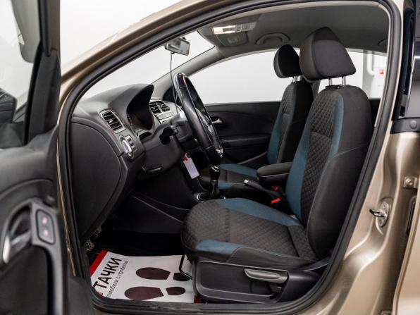 Volkswagen Polo V Рестайлинг с пробегом 2020 года, цена 1 050 000 рублей, 104060 км, седан, Автокод Объявления