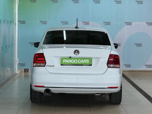 Volkswagen Polo V Рестайлинг с пробегом 2018 года, цена 933 000 рублей, 151115 км, седан, Автокод Объявления