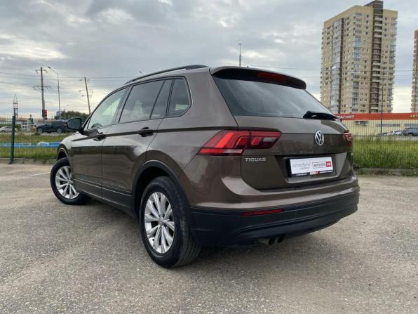 Volkswagen Tiguan II с пробегом 2017 года, цена 1 715 000 рублей, 233620 км, внедорожник, Автокод Объявления