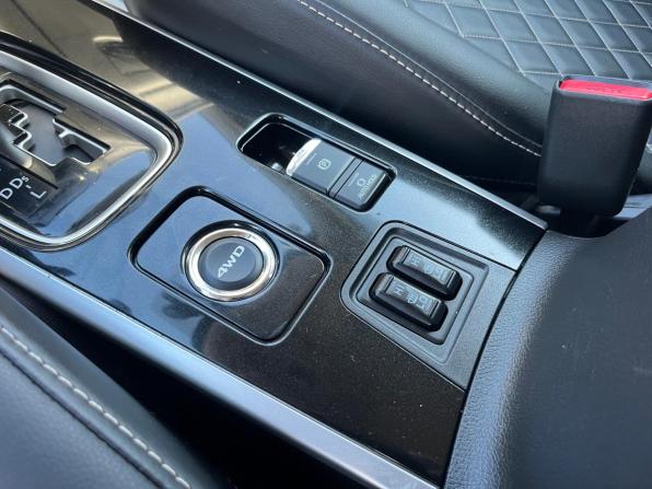 Mitsubishi Outlander III Рестайлинг 3 с пробегом 2020 года, цена 2 398 000 рублей, 103684 км, внедорожник, Автокод Объявления