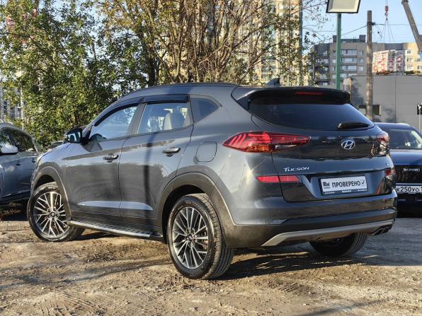 Hyundai Tucson III Рестайлинг с пробегом 2018 года, цена 2 099 000 рублей, 135000 км, внедорожник, Автокод Объявления