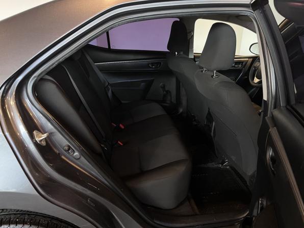 Toyota Corolla XI (E160 E170 E180) с пробегом 2013 года, цена 926 000 рублей, 237480 км, седан, Автокод Объявления