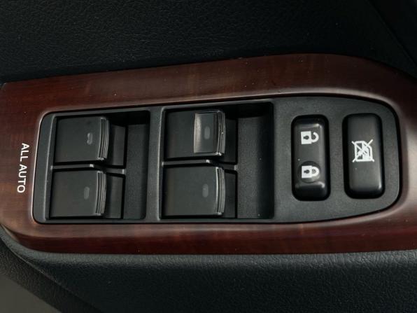 Toyota Land Cruiser Prado 150 Series Рестайлинг 1 с пробегом 2015 года, цена 3 250 000 рублей, 155000 км, внедорожник, Автокод Объявления