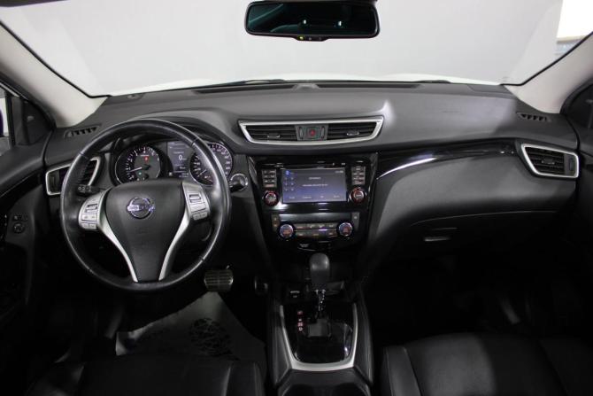 Nissan Qashqai II с пробегом 2018 года, цена 1 999 000 рублей, 97167 км, внедорожник, Автокод Объявления