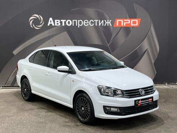 Volkswagen Polo V Рестайлинг с пробегом 2018 года, цена 990 000 рублей, 152200 км, седан, Автокод Объявления