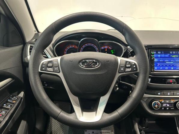 Lada (ВАЗ) Vesta I с пробегом 2018 года, цена 1 019 000 рублей, 135000 км, универсал, Автокод Объявления