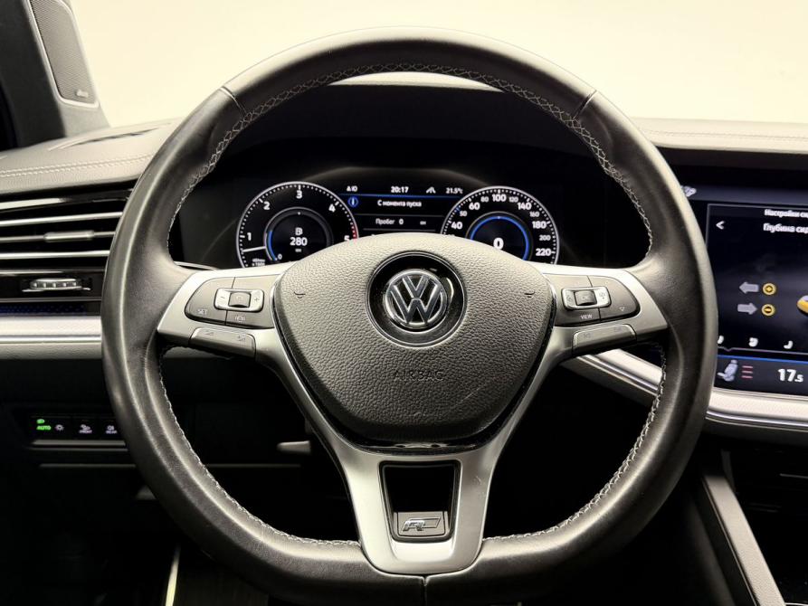 Volkswagen Touareg III Москва  - изображение 20