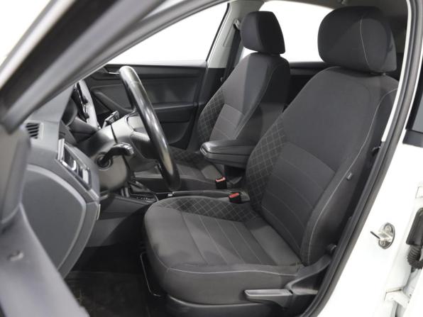 Skoda Rapid II с пробегом 2020 года, цена 1 549 000 рублей, 99065 км, лифтбек, Автокод Объявления