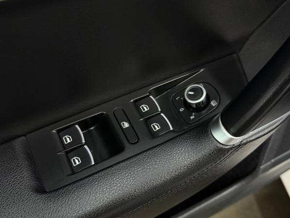 Volkswagen Passat B7 с пробегом 2013 года, цена 1 190 000 рублей, 126616 км, седан, Автокод Объявления