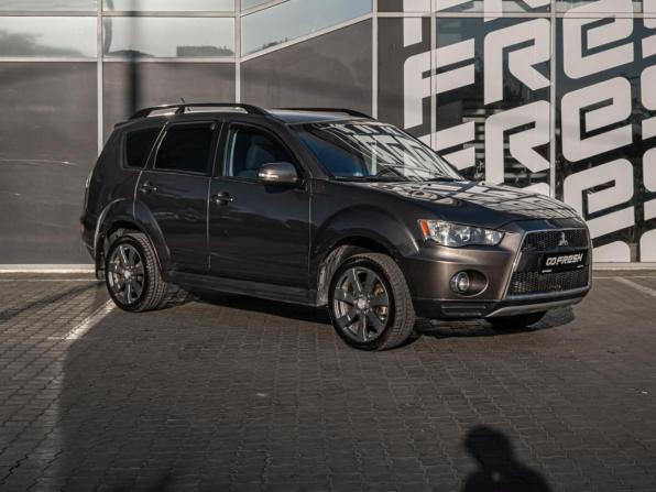 Mitsubishi Outlander II Рестайлинг с пробегом 2010 года, цена 1 115 000 рублей, 201129 км, внедорожник, Автокод Объявления