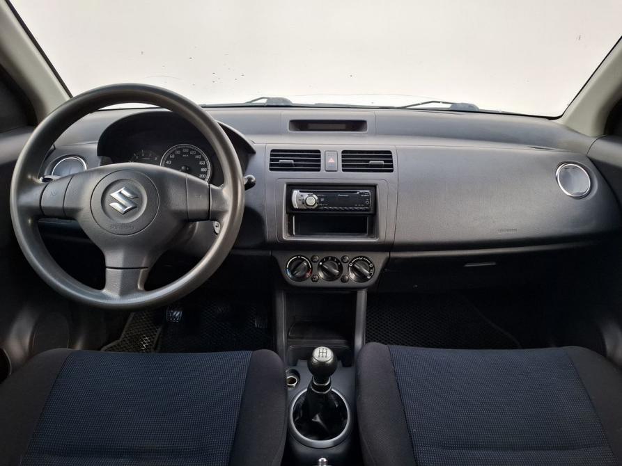 Suzuki Swift III Москва  - изображение 12