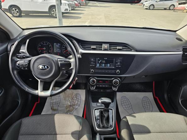 Kia Rio IV Рестайлинг с пробегом 2020 года, цена 1 649 995 рублей, 79132 км, седан, Автокод Объявления