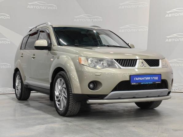 Mitsubishi Outlander II с пробегом 2007 года, цена 1 099 000 рублей, 367000 км, внедорожник, Автокод Объявления