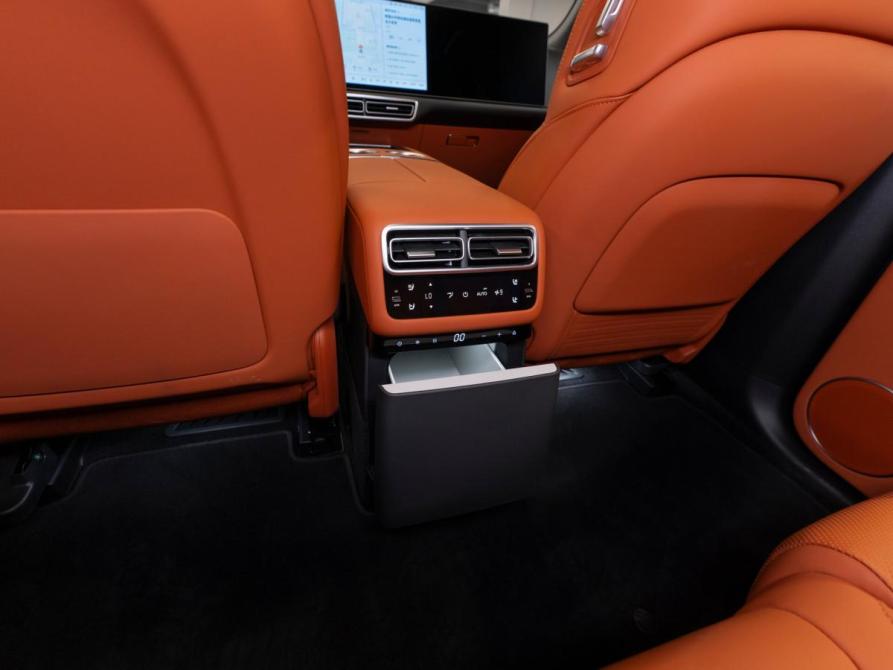 Li Auto (Lixiang) L7 I Рестайлинг Москва  - изображение 17