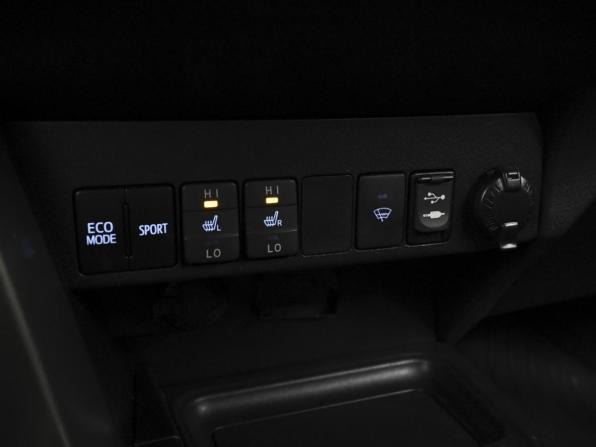 Toyota RAV4 IV (XA40) с пробегом 2015 года, цена 1 920 000 рублей, 193610 км, внедорожник, Автокод Объявления