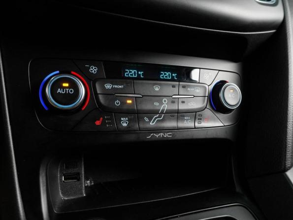 Ford Focus III Рестайлинг с пробегом 2018 года, цена 1 197 000 рублей, 106614 км, седан, Автокод Объявления