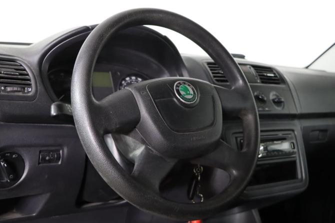 Skoda Fabia II Рестайлинг с пробегом 2011 года, цена 649 990 рублей, 70372 км, хэтчбек, Автокод Объявления