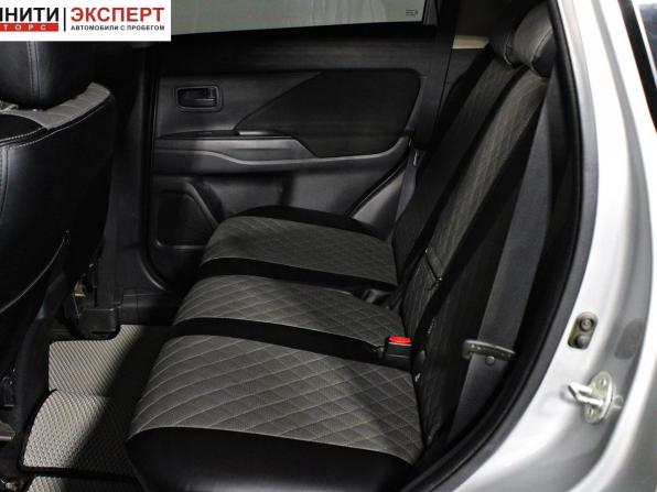 Mitsubishi Outlander III Рестайлинг с пробегом 2014 года, цена 1 557 000 рублей, 203221 км, внедорожник, Автокод Объявления