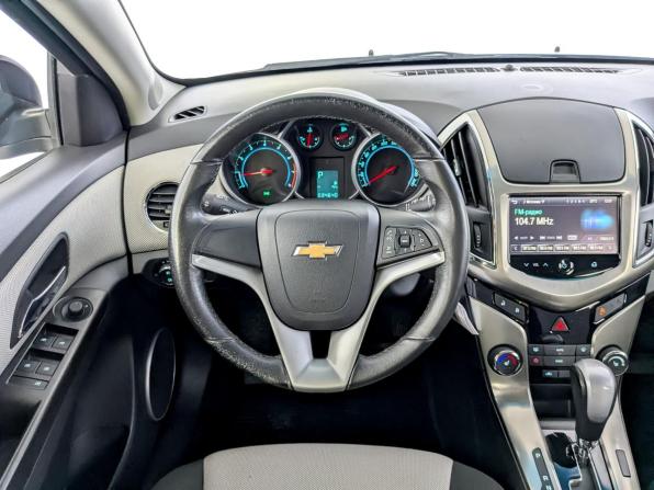 Chevrolet Cruze I Рестайлинг с пробегом 2015 года, цена 1 450 000 рублей, 34638 км, хэтчбек, Автокод Объявления