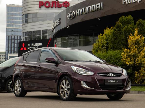 Hyundai Solaris I с пробегом 2012 года, цена 828 000 рублей, 122805 км, хэтчбек, Автокод Объявления