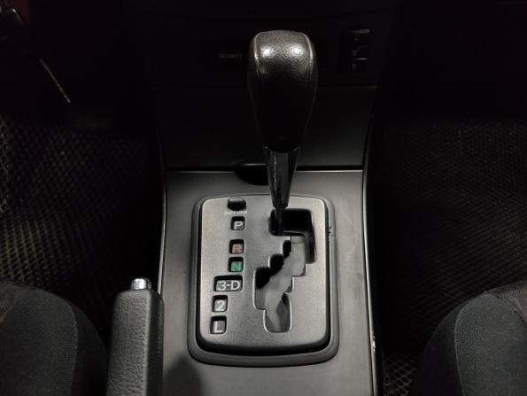 Toyota Corolla X (E140 E150) Рестайлинг с пробегом 2013 года, цена 1 050 000 рублей, 176856 км, седан, Автокод Объявления