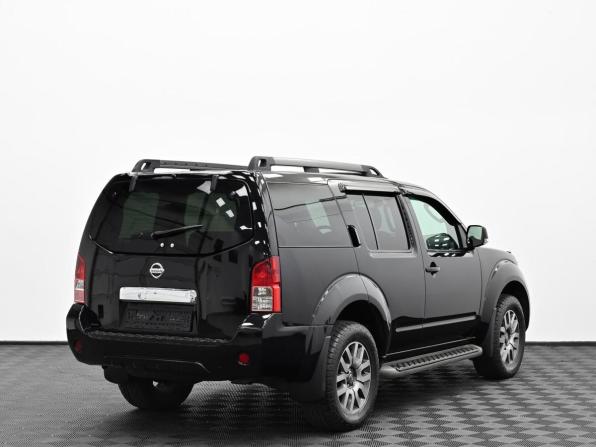 Nissan Pathfinder III Рестайлинг с пробегом 2013 года, цена 1 449 000 рублей, 157000 км, внедорожник, Автокод Объявления