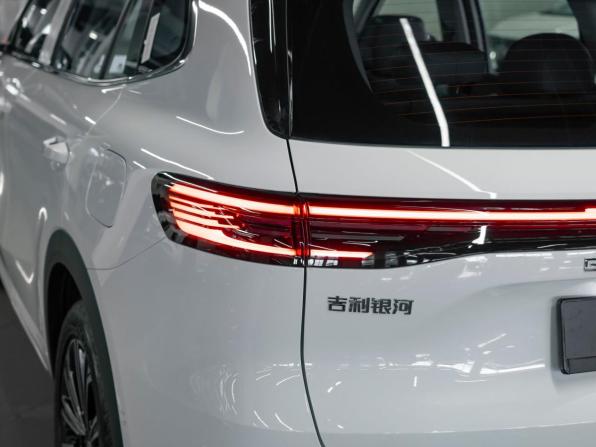 Geely Galaxy Starship 7 с пробегом 2025 года, цена 3 450 000 рублей, 25 км, внедорожник, Автокод Объявления