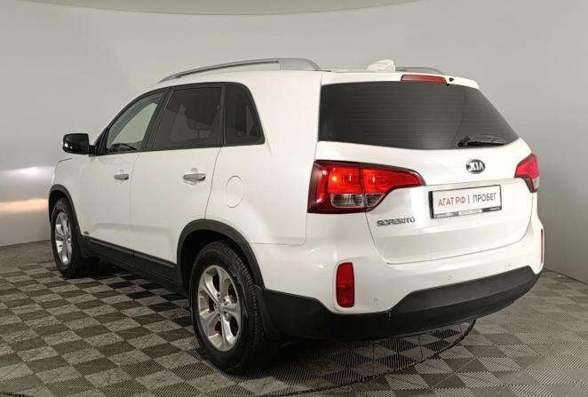 Kia Sorento II Рестайлинг с пробегом 2017 года, цена 2 250 000 рублей, 110012 км, внедорожник, Автокод Объявления