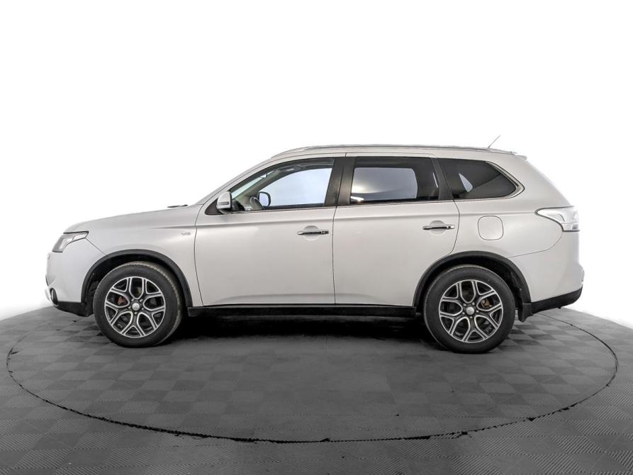 Mitsubishi Outlander III Рестайлинг Москва  - изображение 8