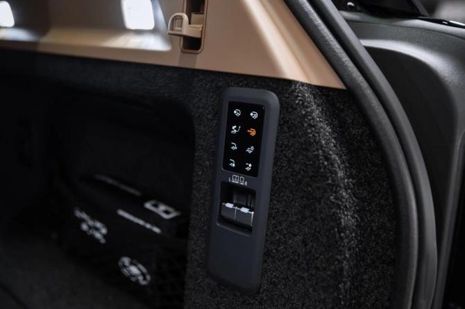 Новый Land Rover Range Rover V 2026 года, цена 23 900 000 рублей, внедорожник, Автокод Объявления