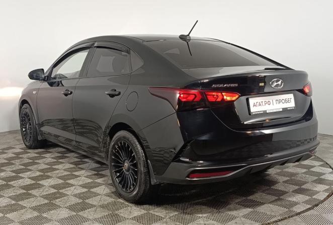 Hyundai Solaris II Рестайлинг с пробегом 2021 года, цена 1 690 000 рублей, 84640 км, седан, Автокод Объявления