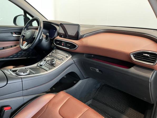 Hyundai Santa Fe IV Рестайлинг с пробегом 2022 года, цена 4 099 000 рублей, 72508 км, внедорожник, Автокод Объявления