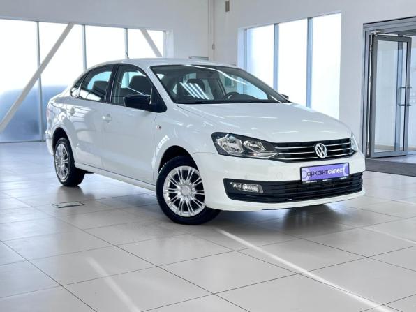 Volkswagen Polo V Рестайлинг с пробегом 2020 года, цена 1 549 000 рублей, 72745 км, седан, Автокод Объявления