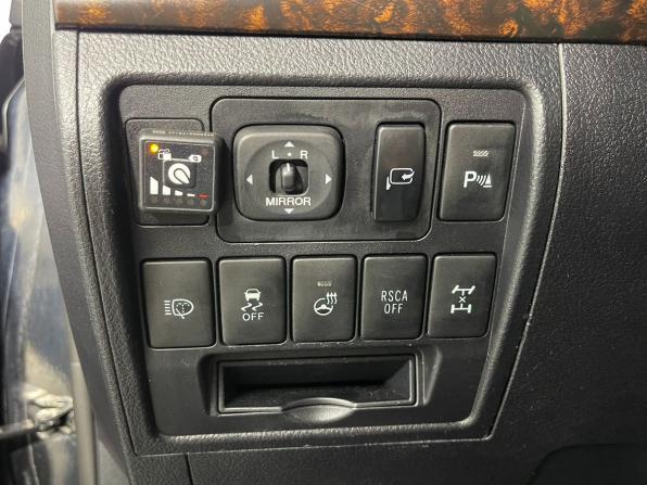 Toyota Land Cruiser 200 Series Рестайлинг 1 с пробегом 2015 года, цена 3 179 000 рублей, 261211 км, внедорожник, Автокод Объявления