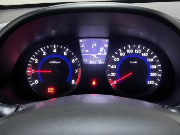 Hyundai Solaris I с пробегом 2013 года, цена 815 000 рублей, 163110 км, седан, Автокод Объявления