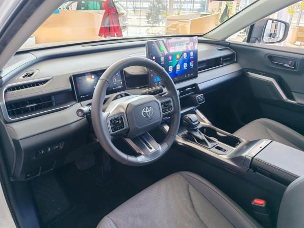 Toyota RAV4 VI (XA60) с пробегом 2025 года, цена 5 150 000 рублей, 30 км, внедорожник, Автокод Объявления