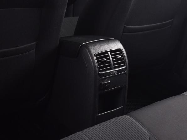 Volkswagen Jetta VI с пробегом 2012 года, цена 999 995 рублей, 261768 км, седан, Автокод Объявления