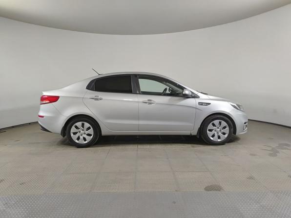 Kia Rio III Рестайлинг с пробегом 2017 года, цена 970 000 рублей, 231524 км, седан, Автокод Объявления