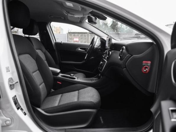 Mercedes-Benz GLA I (X156) Рестайлинг с пробегом 2018 года, цена 2 299 000 рублей, 75607 км, внедорожник, Автокод Объявления