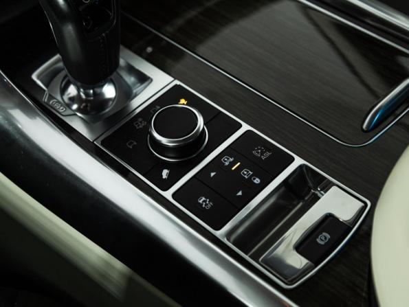 Land Rover Range Rover Sport II с пробегом 2014 года, цена 2 899 585 рублей, 153000 км, внедорожник, Автокод Объявления
